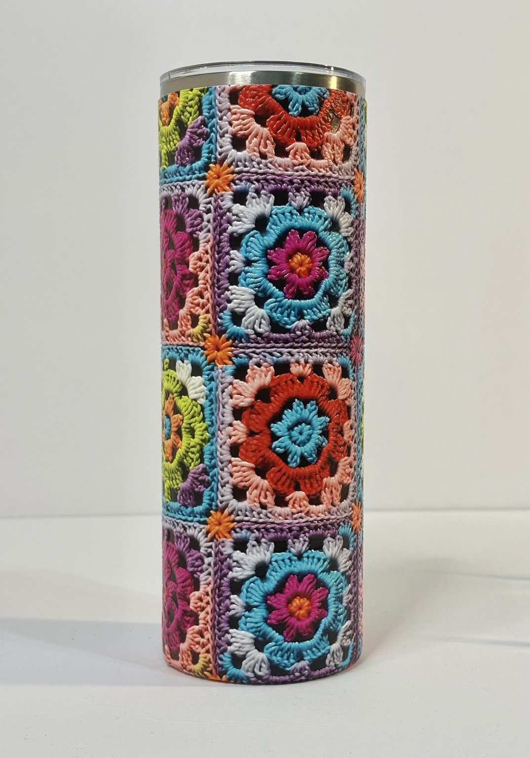 Crochet granny square floral 20 oz skinny tumbler